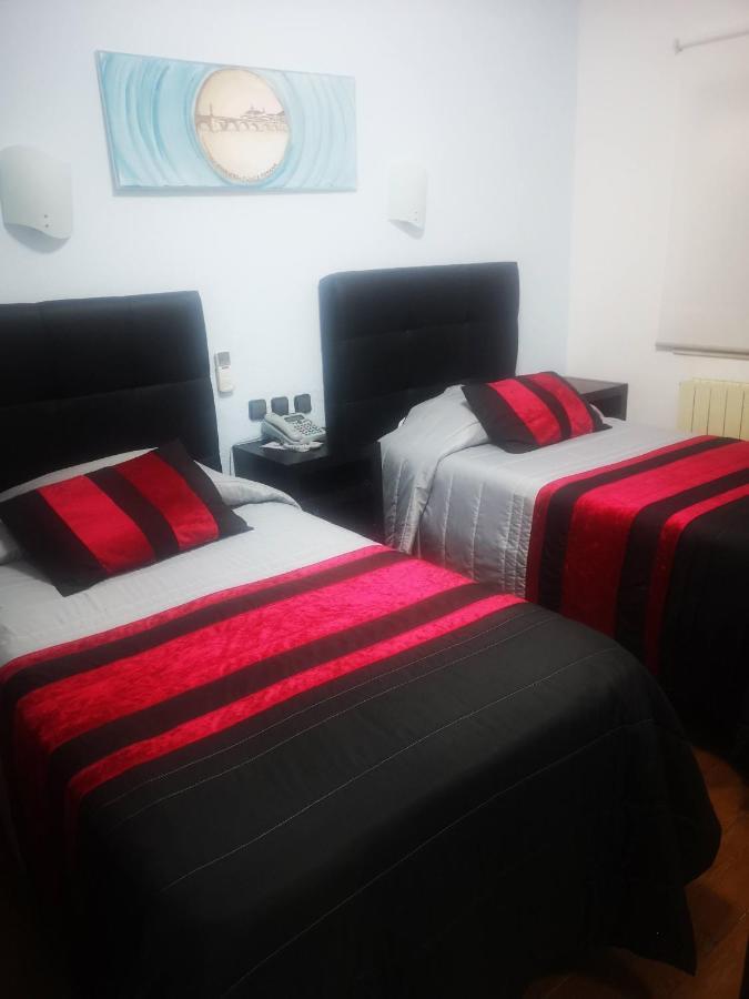 4 Estacoes Hotel 2*