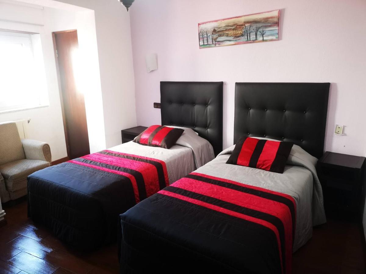 4 Estacoes Hotel 2*